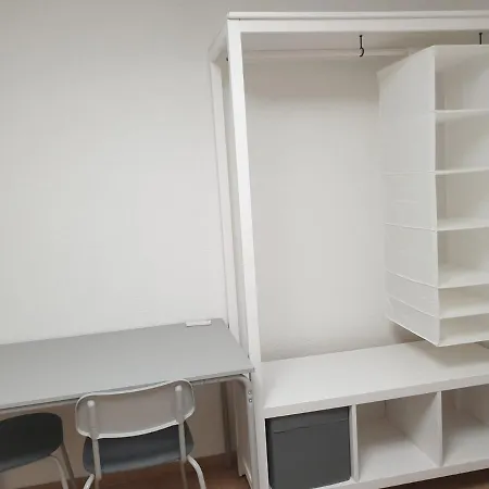 Apartment Neue Privatzimmer, Wifi Und Kaffee Inklusive *